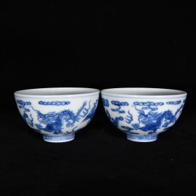 清乾隆青花龙纹碗，5.5×9.5 cm，价格:2160