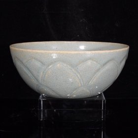 汝瓷莲花碗，8×18.5，价格1200