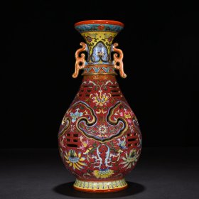 清乾隆红地轧道洋彩花卉纹镂空八卦交泰转心瓶33×22厘¥ 4800