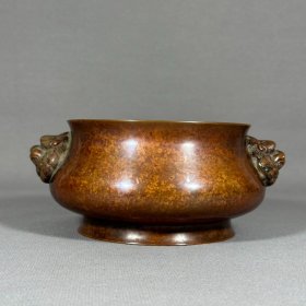 紫铜双狮耳炉，高8厘米，口径13厘米，重1960克，¥2000