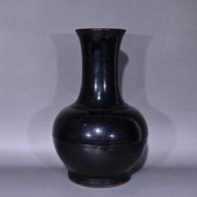 清代乌金釉开片瓶1（31.5×19.5cm¥270