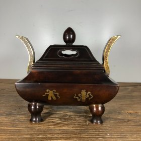 紫铜雕花鎏金双耳炉，高18.5厘米，口径12.8厘米，重4485克，¥3200