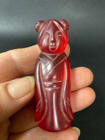乡下收的清代天然红宝石人物尺寸6.7X2.3X1.6厘米