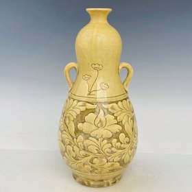 乡下收的宋代滋州窑花卉纹系瓶高31直径14厘米