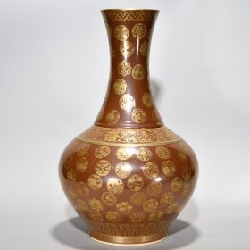 清乾隆紫金釉金彩团花纹赏瓶，39×24，价格:6300