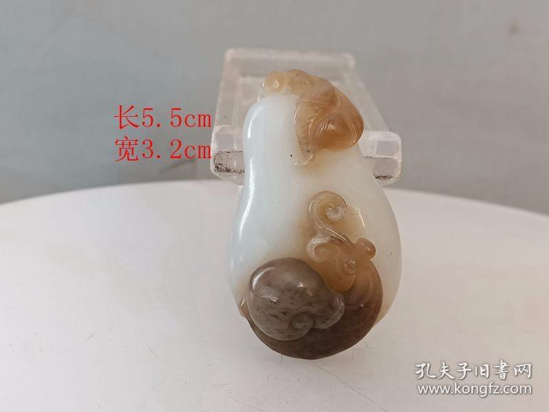 乡下收的和田白玉巧雕手 把件