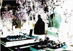 莫斯科新处女地墓地雕塑·照片一枚·反转片一枚·125X90mm·9