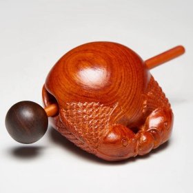 乡下收的清代花梨木雕双鱼小发器随身挈带手把件