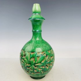乡下收的辽代定瓷瓷瓶高29.5直径13.5厘米