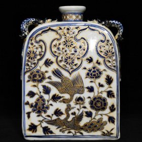 乡下收的元代青花描金凤纹扁瓶高22.5直径18厘米