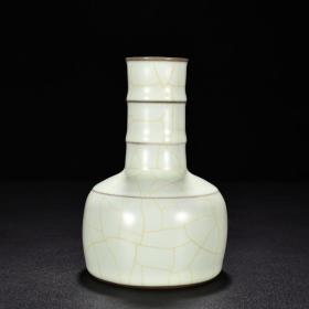 宋官窑炫纹纸槌瓶（乙款）