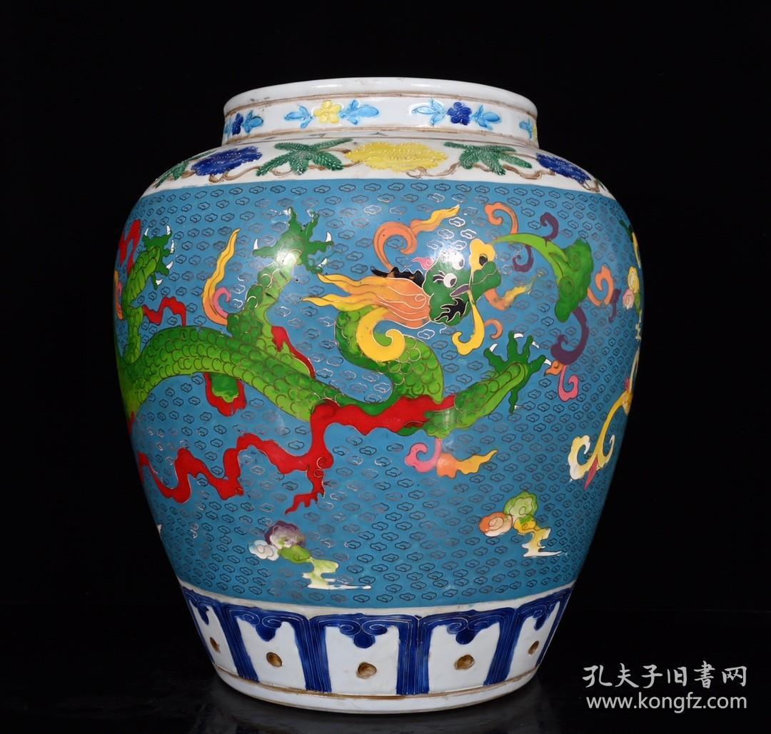 明宣德掐丝珐琅彩龙纹罐。