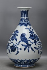 明，宣德青花缠枝莲花鸟玉壶春一个高37厘米，口径8.8厘米，肚径23厘米，底径13厘米。