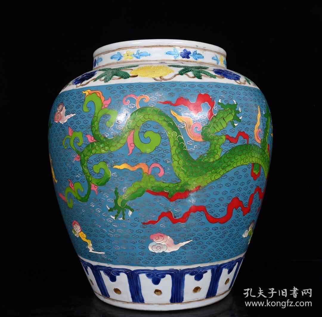 明宣德掐丝珐琅彩龙纹罐。