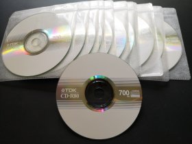 TDK  CD-R80  700MB 刻录光盘                   共24片（裸碟）