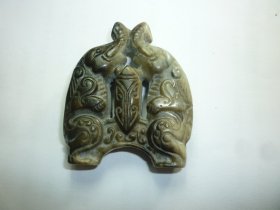 玉挂件     尺寸:  4.7 x  5.5  x 1.5  cm