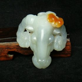 和田枣红皮青花籽料鸿运当头洋洋如意5.5X5X2.9厘米67克