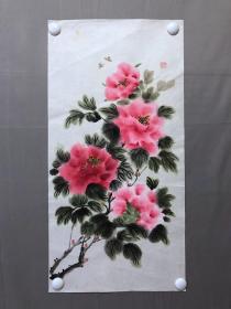 19303~【杨文言】花鸟画，牡丹蜜蜂，【周爱莲】藏，尺寸约为68*34