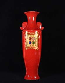 大周柴窑柴世宗款刻字描金镶嵌宝石象耳瓶，高40×14.5厘米