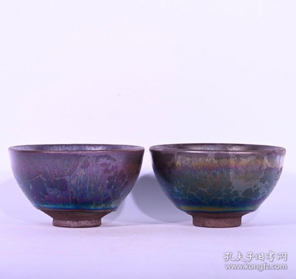 宋建窑進琖款七彩油滴盏一对，高5.2×9.2厘米