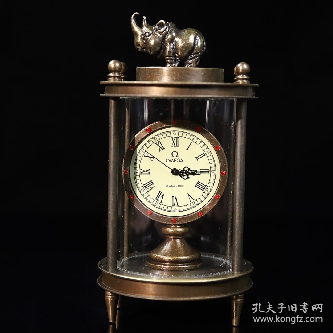 国外回流机械铜四柱表，长6.5厘米宽6.5厘米高14厘米，重310克，价格220元，代理加价，运费自理！（精品）