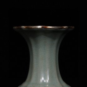 汝窑鎏银包口包底花口瓶