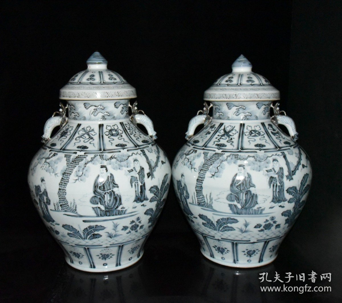 明代洪武青花三顾茅庐大盖罐一对