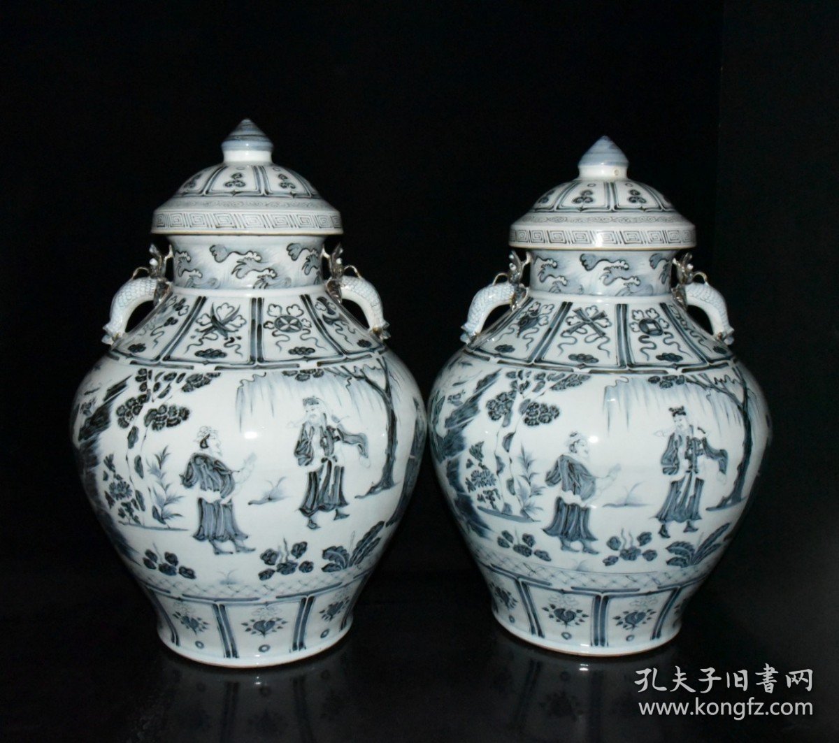 明代洪武青花三顾茅庐大盖罐一对