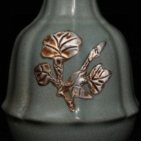 汝窑鎏银包口包底花口瓶