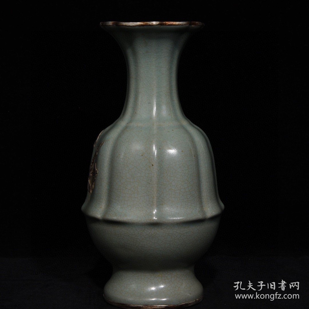 汝窑鎏银包口包底花口瓶