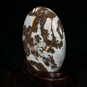 广西草花石天然图案 带座高17×15×2.5厘米 重1.35公斤