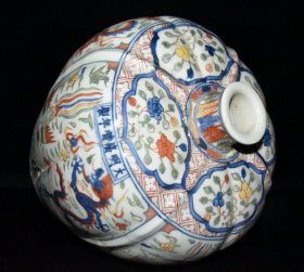 明代嘉靖五彩龙凤纹瓜棱苹果尊