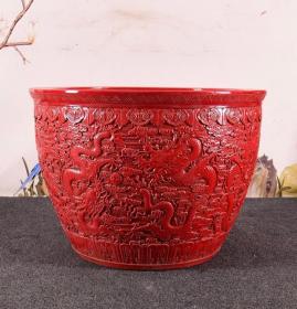 清乾隆红釉雕刻《神龙旺》瓷器大缸一口！