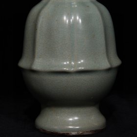 汝窑鎏银包口包底花口瓶