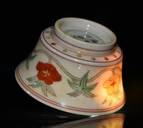 明代成化红胎五彩秋葵纹杯一对