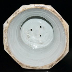 明代宣德青花花卉纹蜡烛台一对