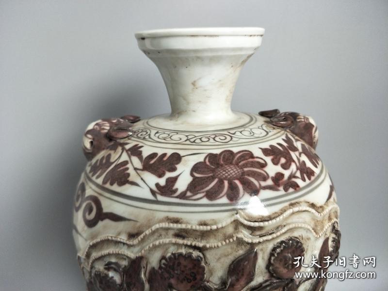 乡下收的元代粘花瓷瓶/
