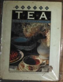 英文原版 Having Tea: Recipes & Table Settings
by Tricia Foley 著