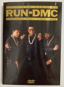 东海岸嘻哈 Run-DMC 2000年视频专辑《Together Forever (Greatest Hits 1983 - 2000)》 [永远在一起（1983 - 2000 年最受欢迎曲目）] 欧版DVD*1
推荐语: RUN-DMC 的一些最伟大的歌曲!