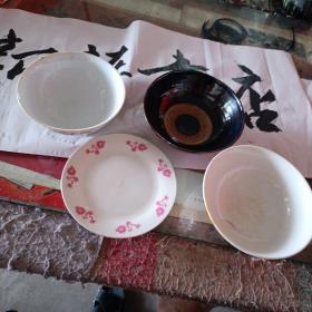 七八十年代老碗，盘子收藏——四种不同特色的瓷器碗，保真保老，保存完好，（客厅铁床下面纸箱子）