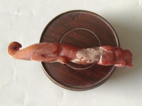 汉代和田玉兽把件。