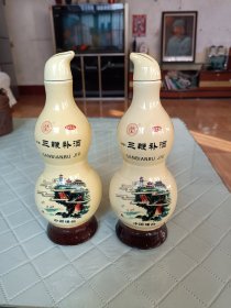 张裕三鞭老酒瓶，不到一斤450毫升，葫芦型状，全品，包邮