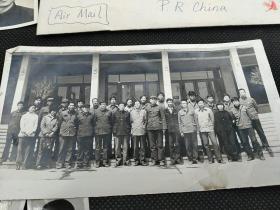 清华大学苏蓉藏 老照片合影，外国邮票。