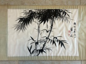 梁纪《墨竹》59X39cm,保真便宜出 作者简介：梁纪，生于1926年3月，别名方纲，广东佛山人，梁园梁氏家族的第十八代传人，广州市美术家协会原副主席。