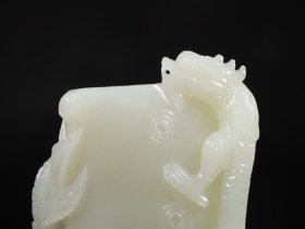 旧藏 和田玉高浮雕龙凤纹笔筒
