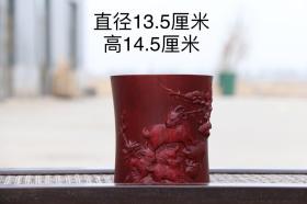 9_花梨木雕刻“三羊开泰”笔筒，雕刻精致，雕刻形象逼真，自然包浆厚重，保存完好，高13.5厘米，口径14.5厘米