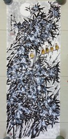 贵州省美协王孝华老师，花鸟画，雪竹，吉祥安康，写意画法，纯手绘，假一赔万，墨透纸背的，都是本人精心收藏的，贵州省美协王孝华老师的原创大作，老师画的不亚于中美协老师，画的非常细，笔法苍劲有力，浓淡干湿枯，画的很写实，很传神。1.8米×70公分的，小六尺整张的，家里客厅，卧室，书房，茶室，办公室都可悬挂，特别是玄关悬挂，非常合适，很有意境的一幅画！