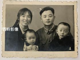 【军人老照片】1950年代解放军家庭小型合影