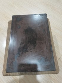 珍品老砚台、超大“平板老端砚”，尺寸约30*20*4.8cm，重约十六斤多，表面墨斑较厚并且顽固，尤其侧面，未做清理，器形工整、品佳完整，罕见品，具体如图自鉴