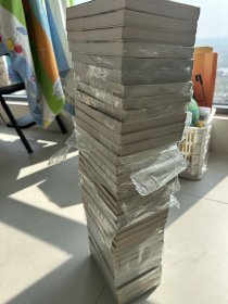 金庸全集, 文化艺术出版社,附原箱，有几套塑封还在，避免争议标9品